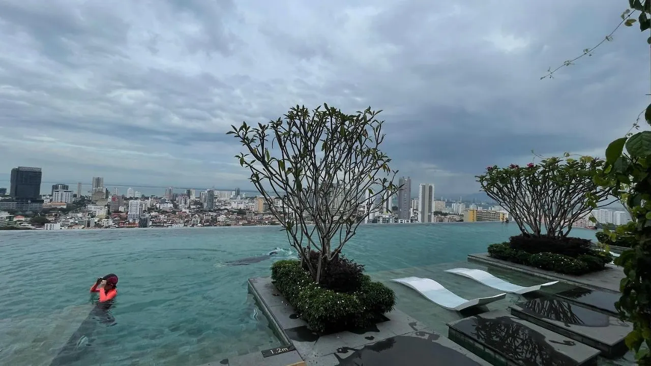 アパート Beacon Executive Suites #Cozyfamilystay #Rooftoppool #16 #10Paxs ジョージタウン マレーシア